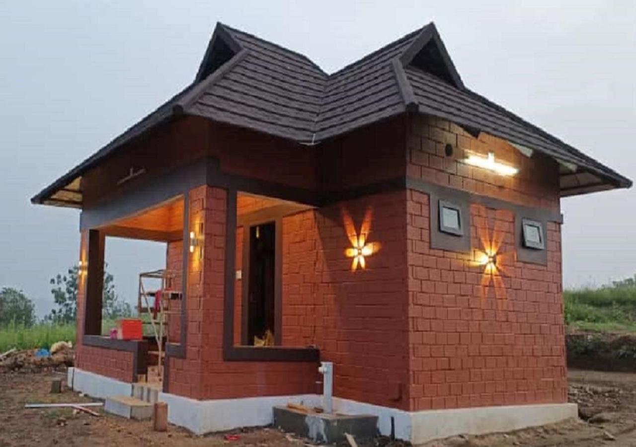 Misty Valley Resort Varagampadi Екстер'єр фото