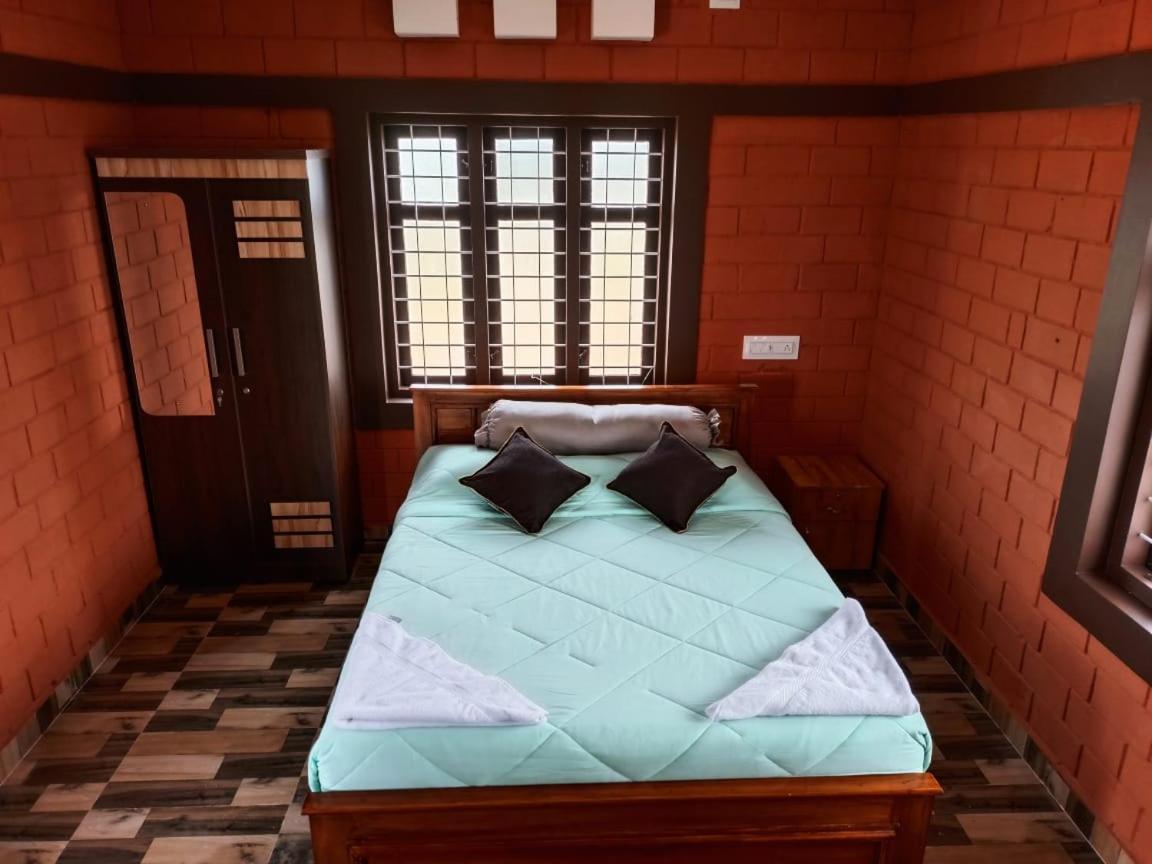 Misty Valley Resort Varagampadi Екстер'єр фото
