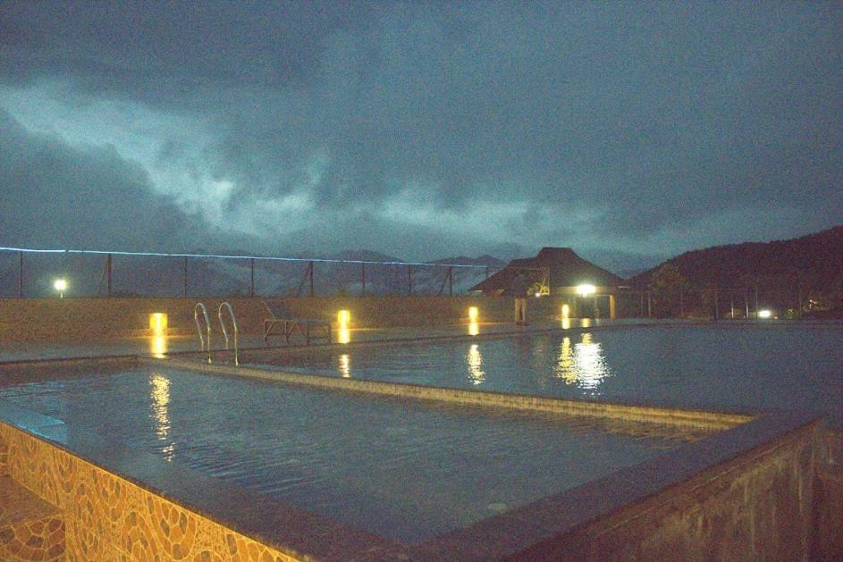 Misty Valley Resort Varagampadi Екстер'єр фото